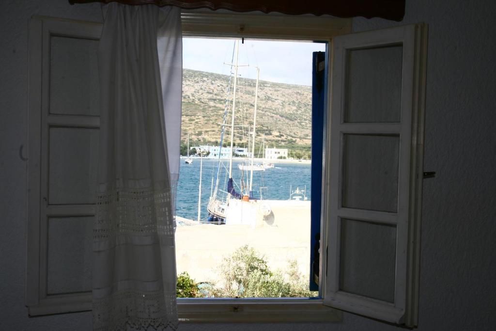 Hotel Landeris Katápola Værelse billede